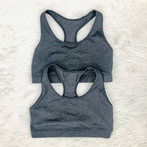 GAP - 2 grey sports bras with removable padding